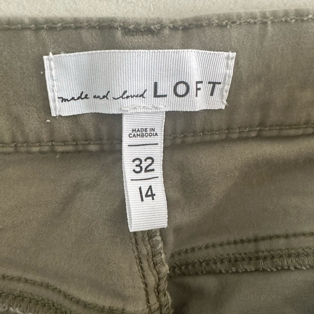 LOFT Olive Green Pants - Size 14 (32)